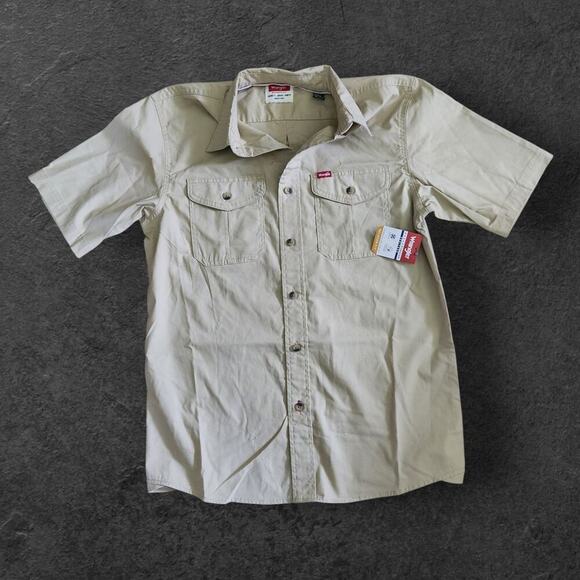 Wrangler Button Down Shirt Men's Sz S Beige Short Sleeve Relaxed Fit Stretch NWT - Picture 1 of 9